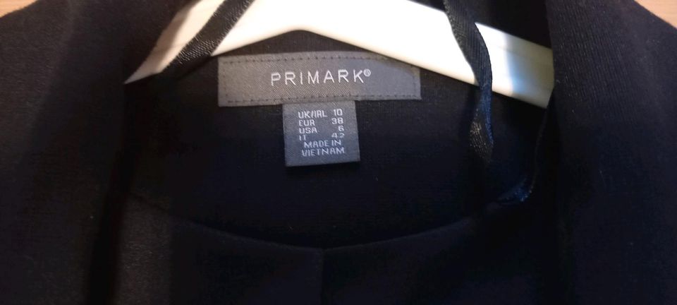 Schwarzer blazer Gr 38 - primark in Baar i. Schwaben