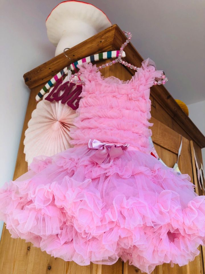 Tollstes Ballerina-Kleid Kostüm Kitsch 110-116❤️ in Köln