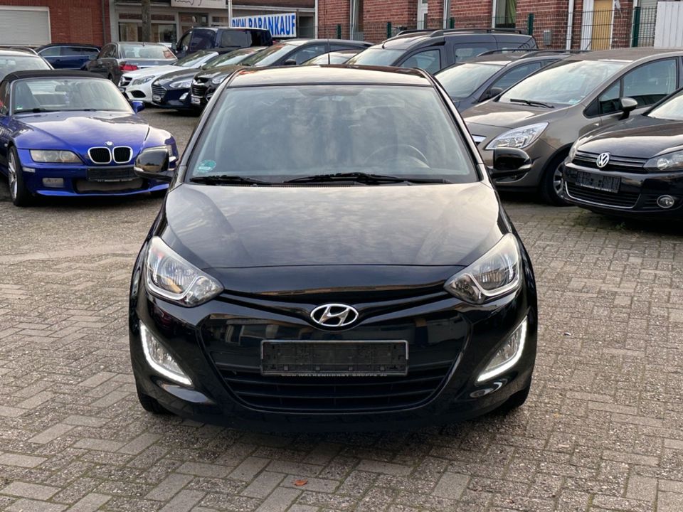 Hyundai i20 1.4 Style Automatik*LED*KLIMA*MFL*TEMPOMAT** in Nordhorn