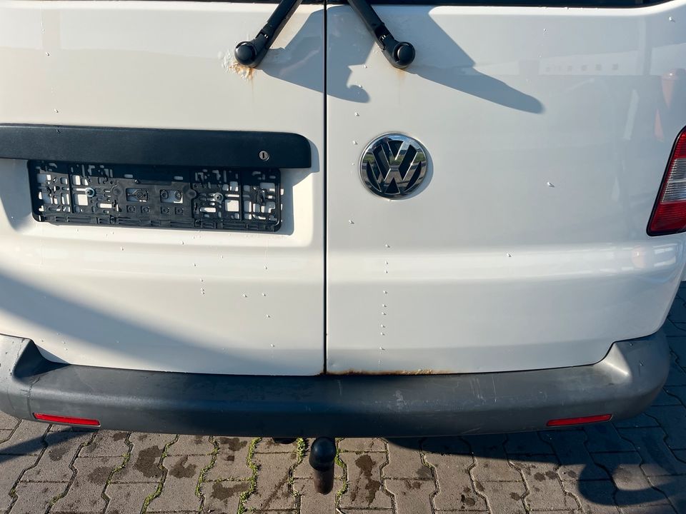 VW T5 Transporter / Renntramsporter bitte Beschreibung lesen in Bad Homburg