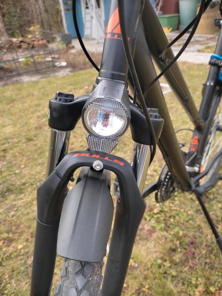 City- & Trekkingfahrrad, Bulls Wildcross Street, Rh 44, Größe 28 in Winnenden