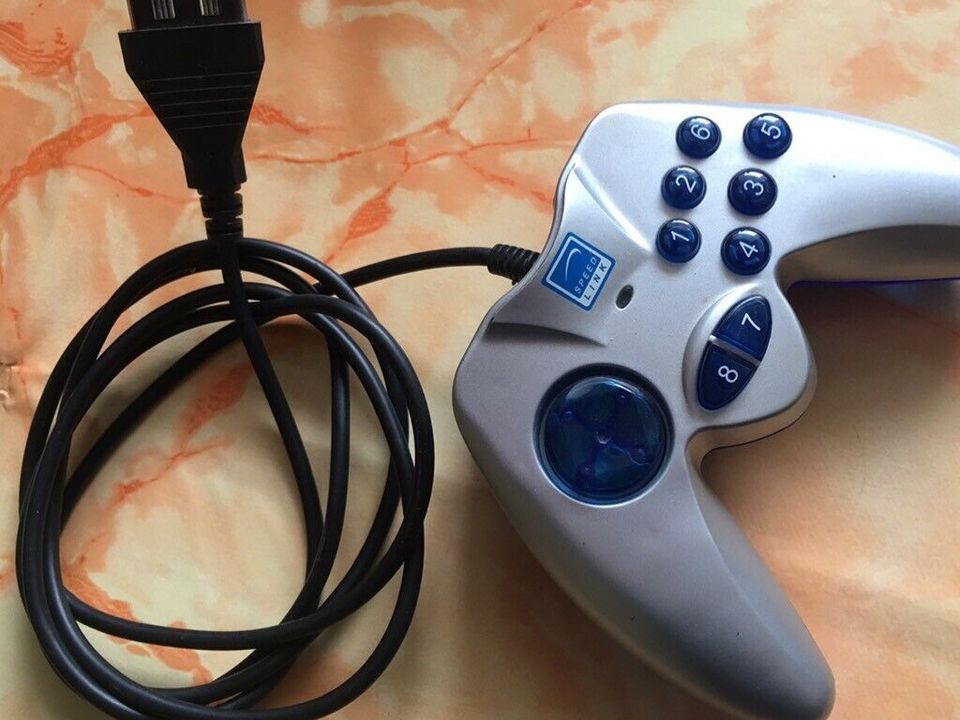 Gamepad - HORNET SL-6505 in Bielefeld