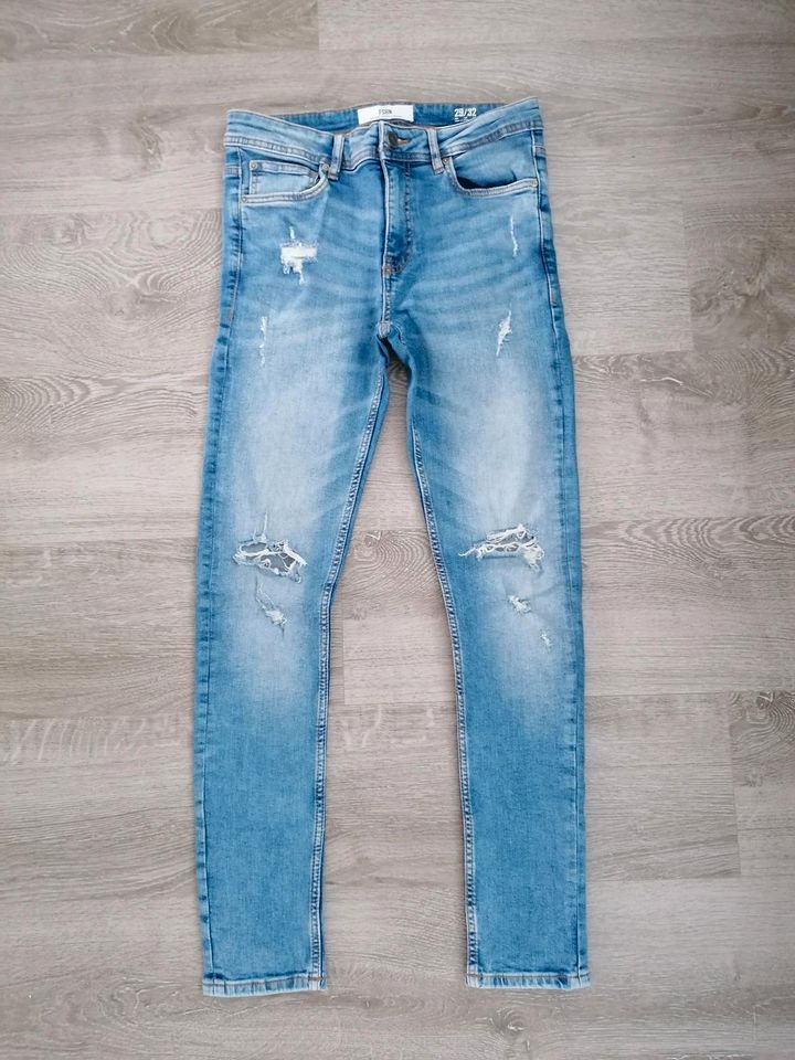 Skinny Jeans New Yorker Gr 176/S neuwertig in Obernkirchen