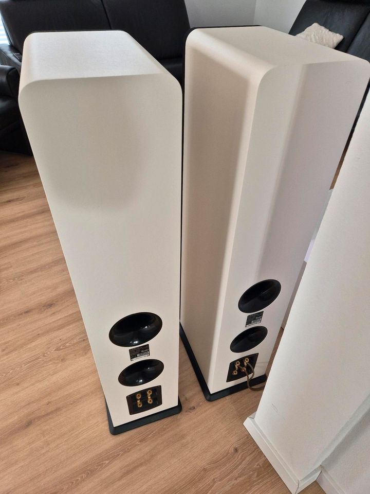 Teufel Ultima 40 Stand-Lautsprecher NEU in Bestwig