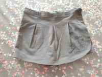 Coole Shorts wie Rock * Esprit * grün * Gr. 104/110 4-5 * wie NEU Berlin - Treptow Vorschau