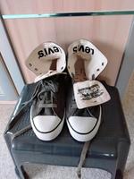 Turnschuhe 43 Levis neu Bayern - Allersberg Vorschau