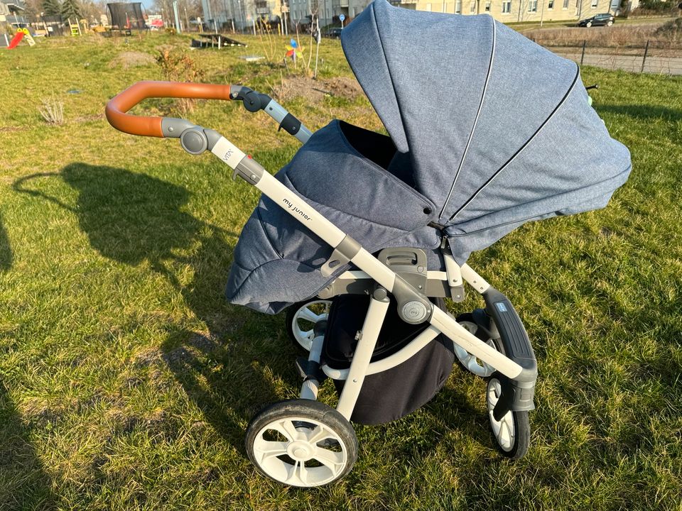 Kinderwagen My Junior Vita 2 mit viel Zubehör in Leipzig