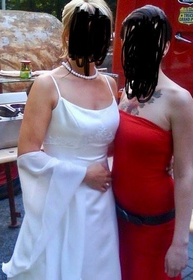 Brautkleid mit Seidenschal „Filigran „ in Altenkirchen