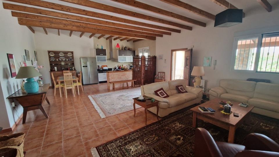 Landhaus in Salinas (Alicante) mit 10.000m2 Land, 3 Schlafzimmern, Pool und Carport, nur 35 Minuten vom Strand, Co0sta Blanca / Spanien in Oyten