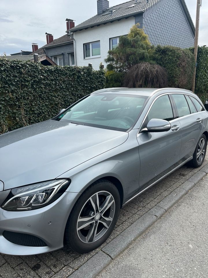 Mercedes Benz C 220T  Blue Tec palladiumsilber in Wuppertal