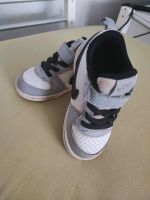 Turnschuhe Sneaker Nike Lübeck - Kücknitz Vorschau