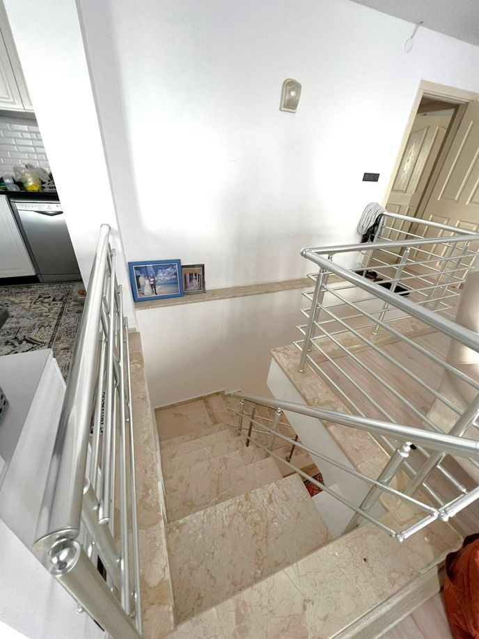 ALANYA-Oba:Fantastischem Preis! Unschlagbares Angebot: Beeindruckende, einzigartige und erschwingliche 4+1 umgekehrte Maisonette-Wohnung in Limburg