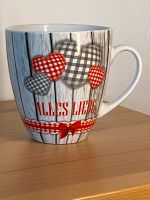 Jumbotasse XXL-Tasse "Alles Liebe" 700 ml Herzen rot grau Hessen - Fuldabrück Vorschau