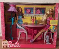 Barbie Möbel-Tisch mit Stühlen und Zubehör Mattel X7942 Hamburg - Bergedorf Vorschau