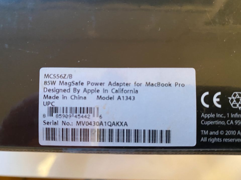 Apple MagSafe Power Adapter 84W * NEU * OVP * in Düsseldorf