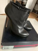 Buffalo Stiefeletten schwarz Leder Gr. 39 Hessen - Waldems Vorschau