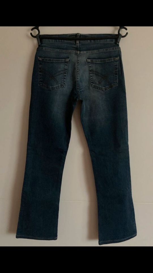 Damen Jeans xs/s. 34/36 in Essen