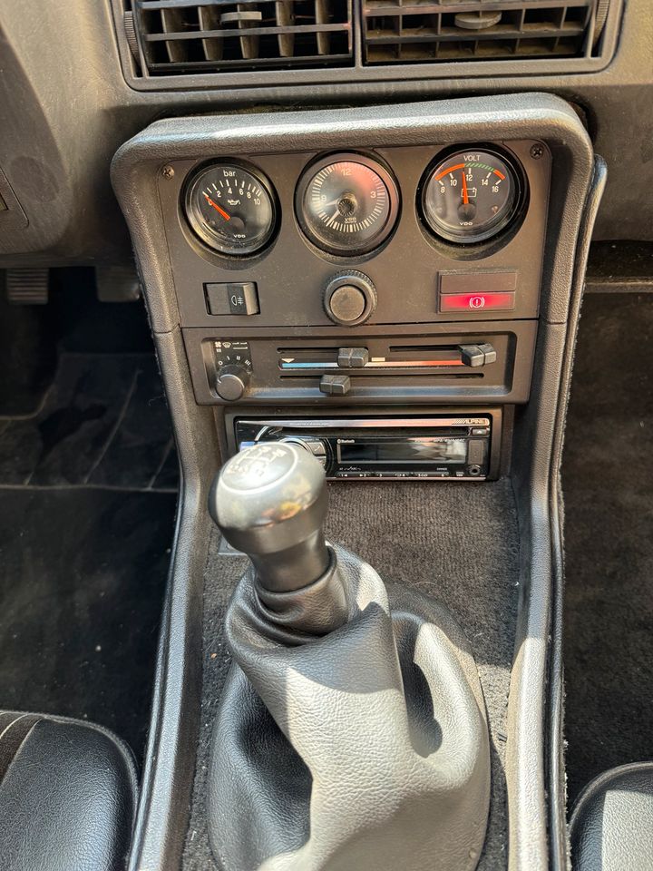 Porsche 924 Targa Silber Oldtimer in Magdeburg