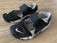 NIKE Kiinderschuhe Sneaker Sportschuhe Gr. 36 TOP-Zustand! Niedersachsen - Jever Vorschau