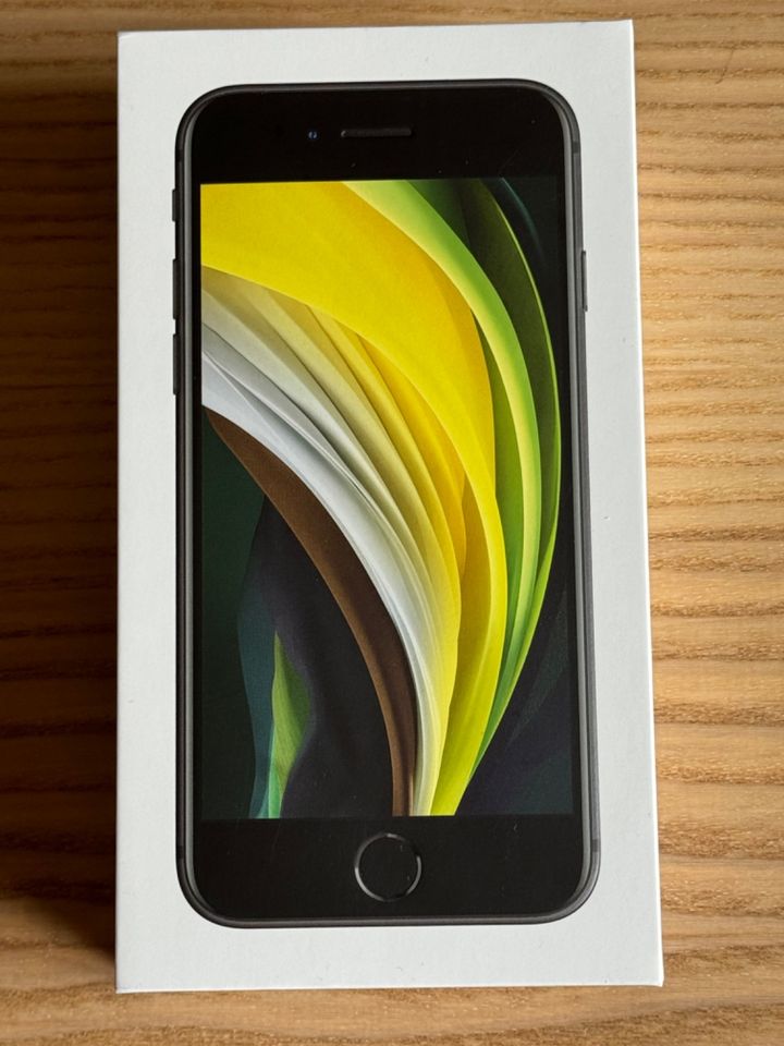 iPhone SE 2. Gen, 2020, 64 GB, black mit OVP und Zubehör in Wedel