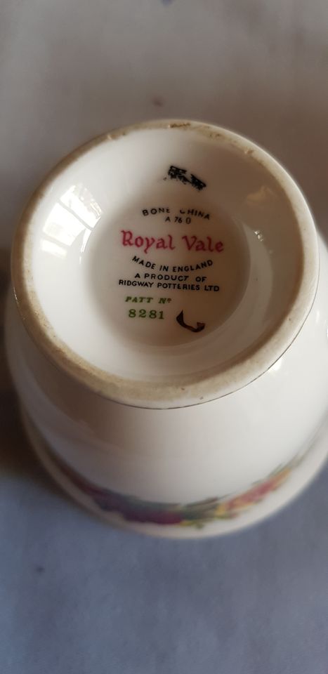 1 Tasse von Royal Vale England/Nachlass in Mönchengladbach