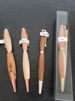 Kugelschreiber mit gedrechseltem Holzgehäuse und Namengravur Baden-Württemberg - Schiltach Vorschau
