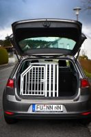 Hundetransportbox Kleinmetall, maßgefertigt für Golf 7 NP: 690€ Bayern - Leinburg Vorschau