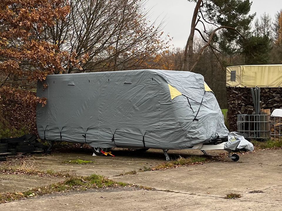 Abdeckplane / Schutzhülle für Wohnwagen in Troisdorf