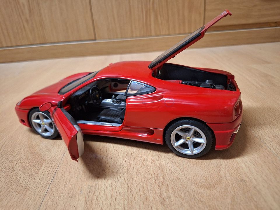 Modellauto (1:18) - Ferrari 360 Modena (Preis einschl. Versand) in Duisburg