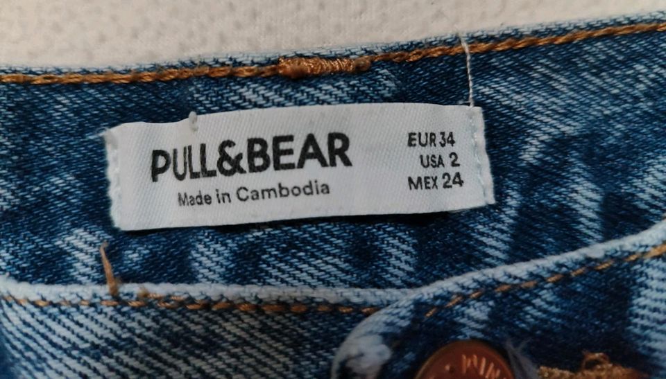 Damen PULL&BEAR Mom fit Jeans in Hammelburg