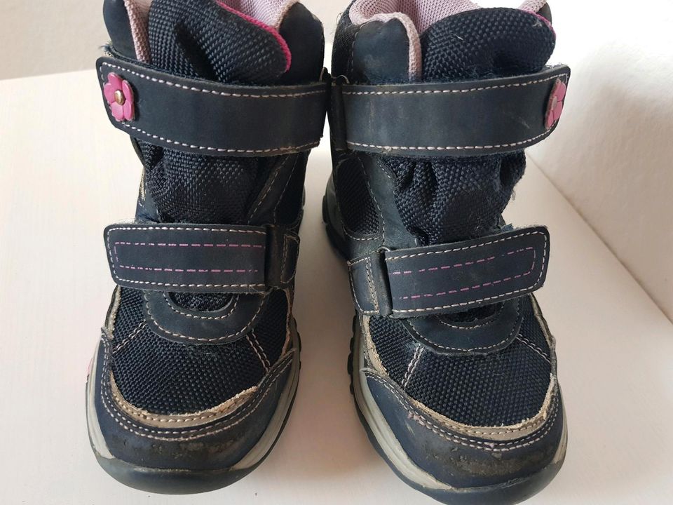 Warme Winterschuhe für Kinder von Cortina in Köln