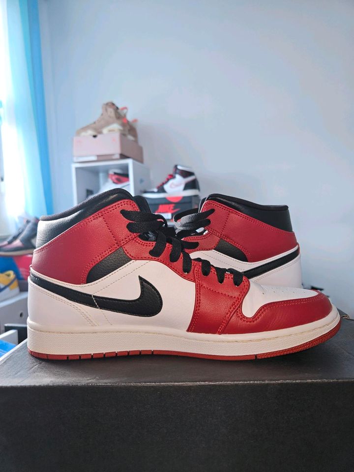 Jordan 1 mid chicago in Cottbus