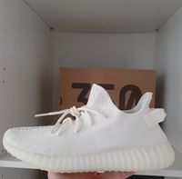 Yeezy cream white Nordrhein-Westfalen - Lübbecke  Vorschau