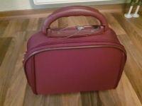 BEUTYCASE REISEKOFFER MINI IN WEINROT NEU 30 CM LANG 30 HOCH Dresden - Laubegast Vorschau