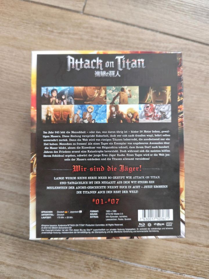 Attack in Titan Staffel 1 sammelschuber mit 3 discs in Bad Essen