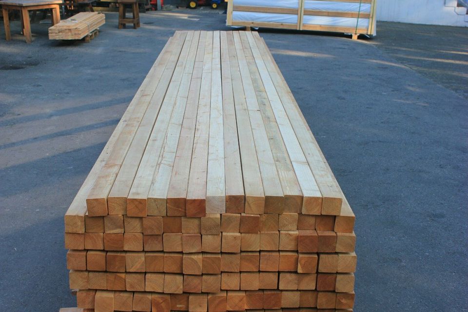 Kantholz 70x70mm für 9,50 €/m Sibirische Lärche Hartholz Balken Holzbalken Holzpfosten Konstruktionsholz Unterkonstruktion Terrasse in Essen