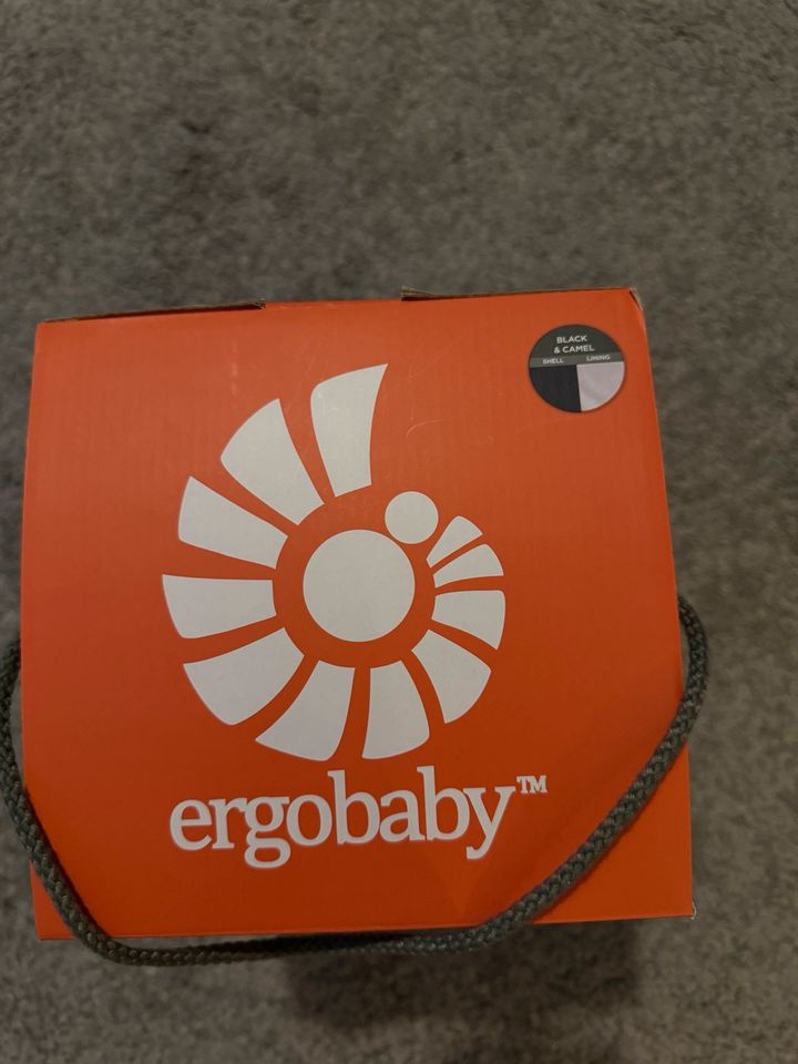 Babytrage von Ergobaby Schwarz in Bremen