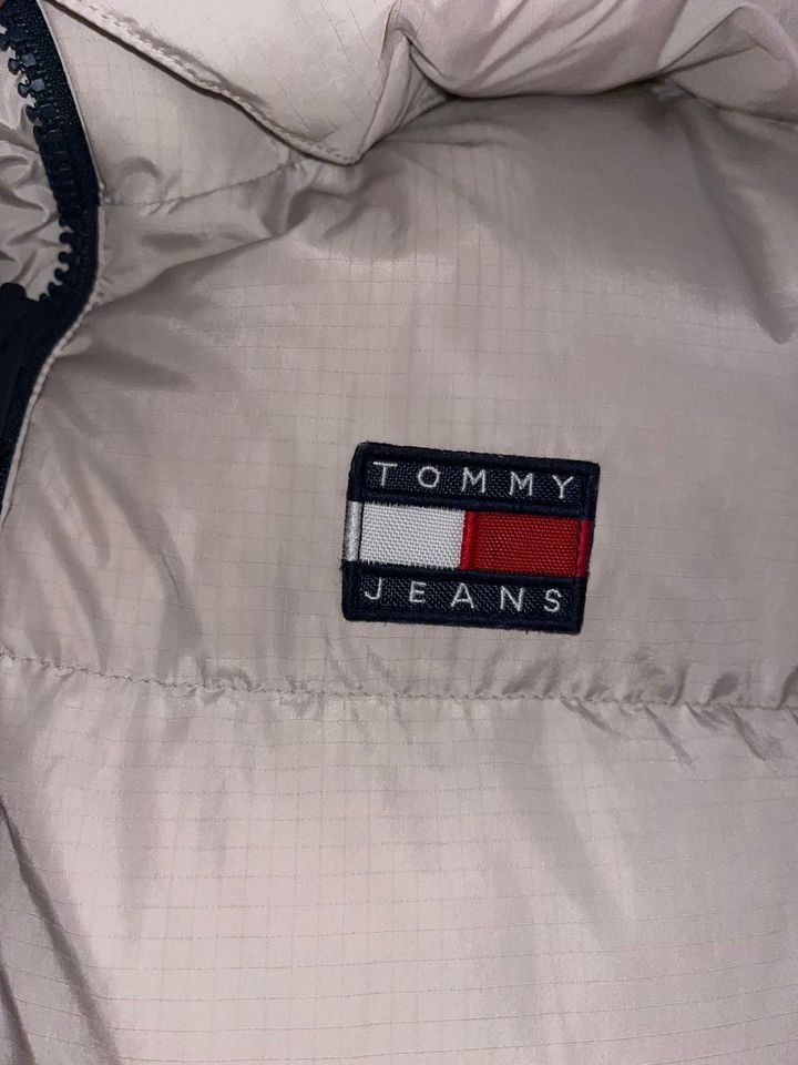 Tommy Hilfiger in S zu verkaufen in Betzdorf