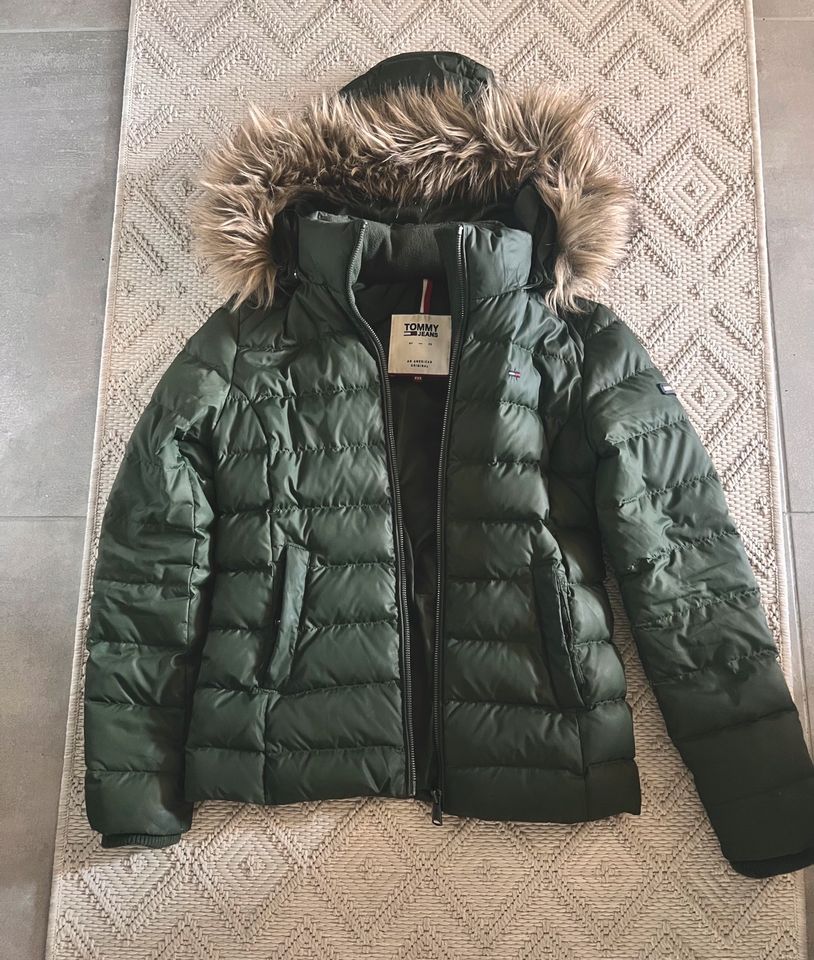 Tommy Hilfiger Daunenjacke in Mönchengladbach