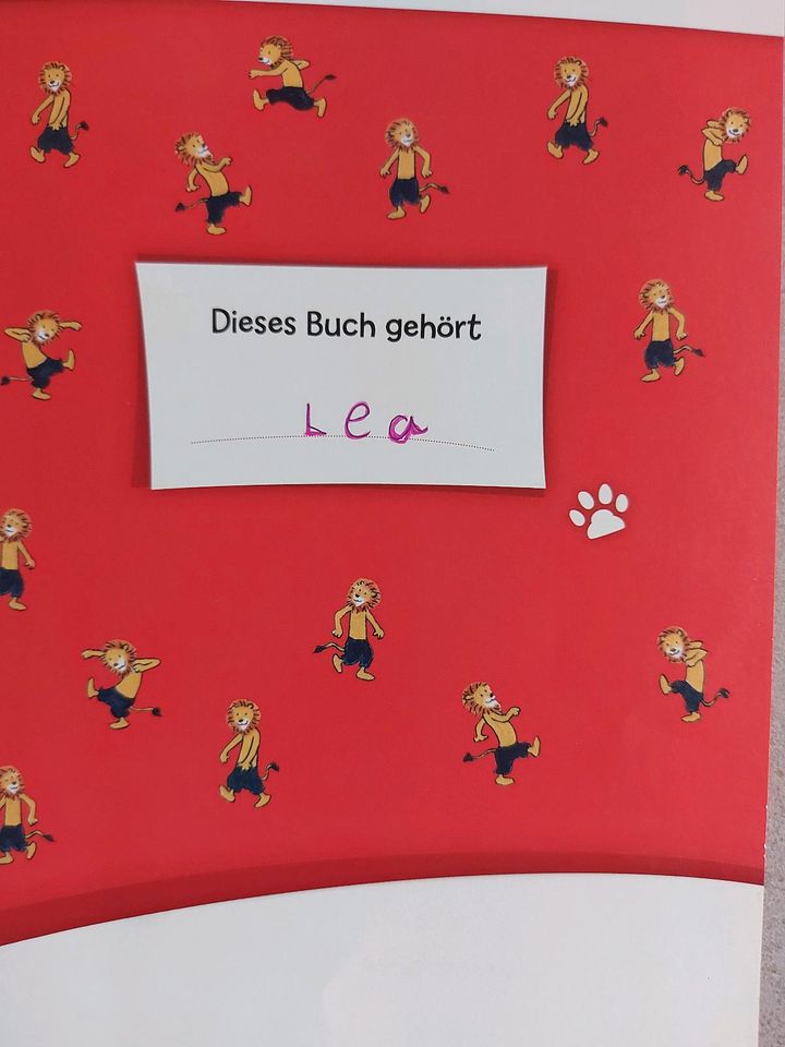 Buch "Zwei Freundinnen und ein verliebter Hund" v. Leselöwen in Hilden