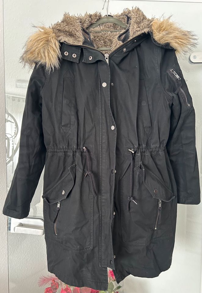 ASOS Winterjacke Damen Gr. 46 in Essen