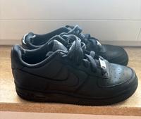 Air Force Nike schwarz Gr.38 Berlin - Köpenick Vorschau