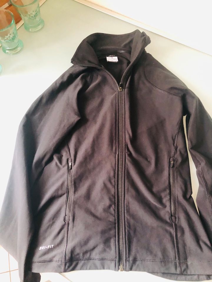 Nike Sport Jacke , Original in Berlin