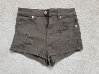 Jeansshorts Shorts kurze Hose Khaki H&M Größe 32 oder 152 NEU Baden-Württemberg - Kirchheim unter Teck Vorschau