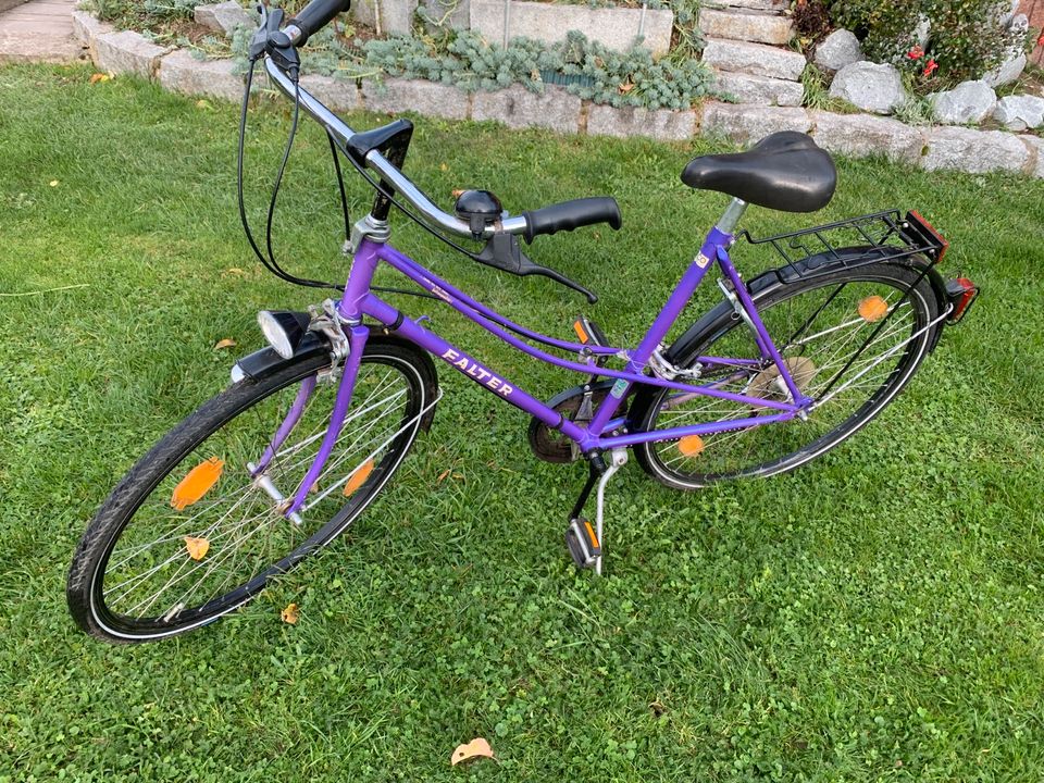 Fahrrad Falter Damen zu 28 Zoll Retro lila scheunenfund in Fichtenau