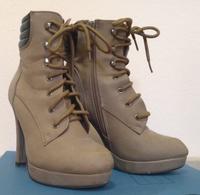 beige Highheel-Boots mit Schnürung, Gr.35-36 Sachsen - Rodewisch Vorschau