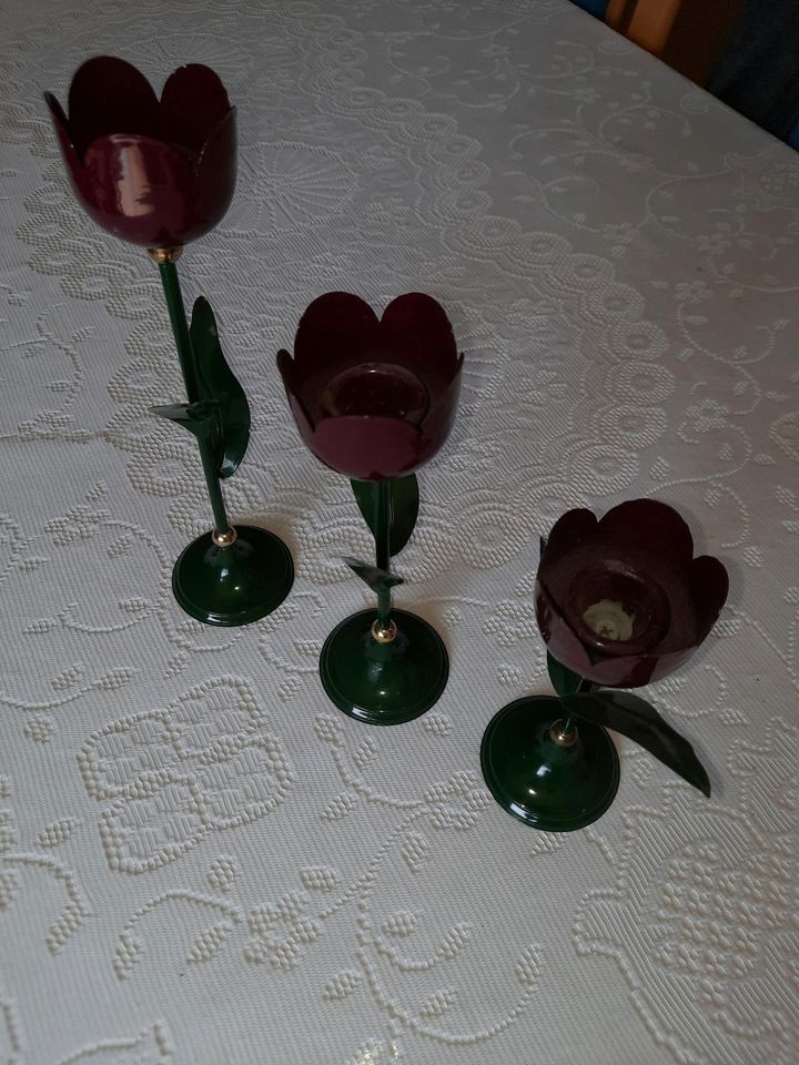 3 Kerzenhalter-Tulpen in Tiddische