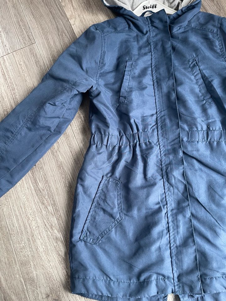 Parka Übergangsjacken pocopiano blau, Khaki  Mädchen Gr. 140 in Hof (Saale)