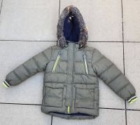 S. Oliver Winterjacke, oliv grün, Gr. 128 (gebr. top) Hamburg-Nord - Hamburg Alsterdorf  Vorschau