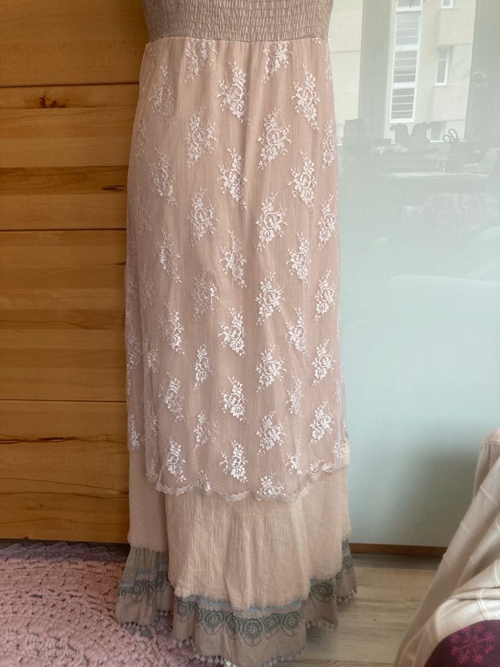 Cream Maxi Kleid nude boho Boden Strick Jacke beige M neuwertig in Bielefeld